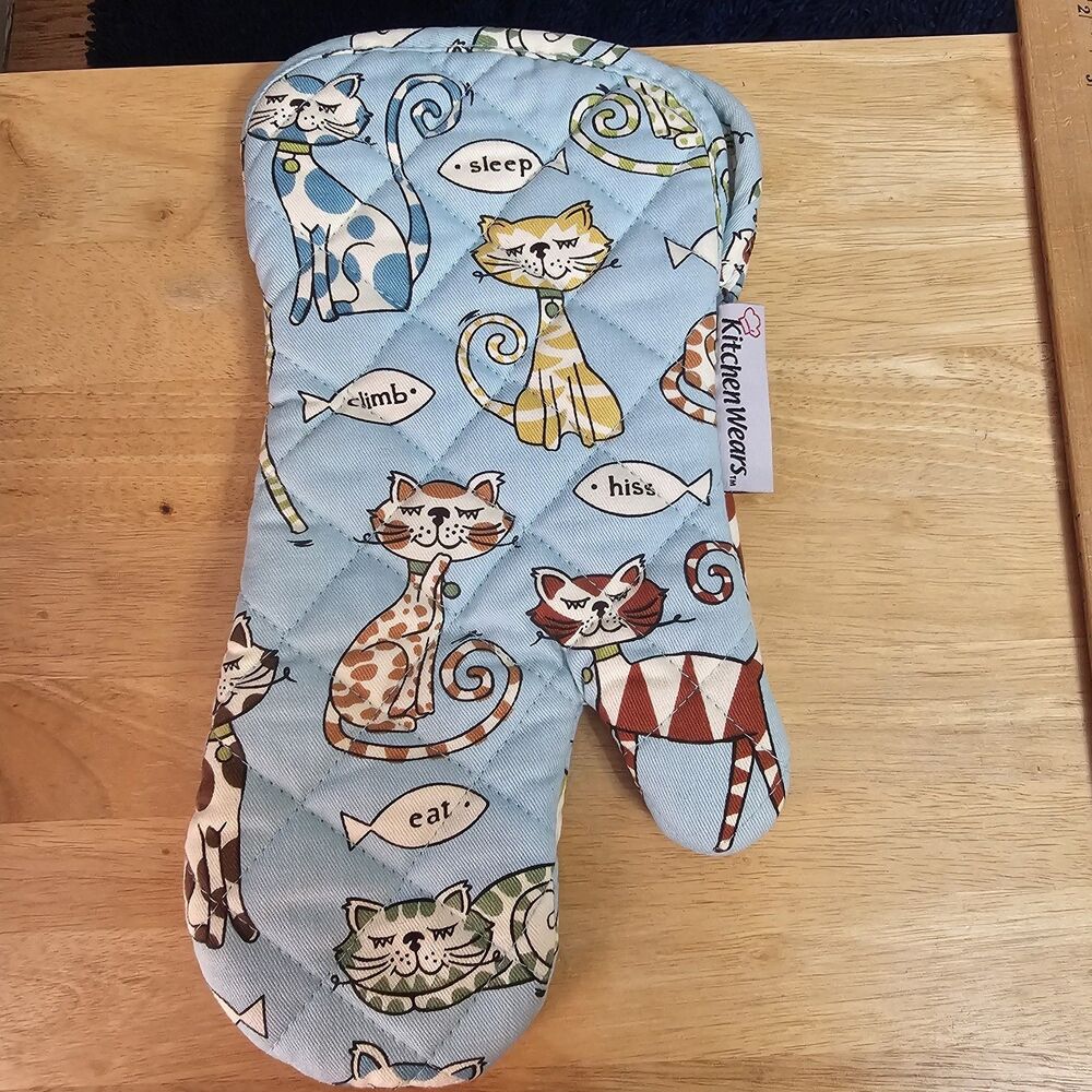KitchenWears Cat Print Oven Mitt Pot Holder Set Blue Cat Lover Kitchen Decor